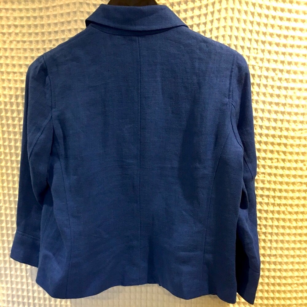 Worn once Ralph Lauren blue linen jacket. - Picture 2 of 3